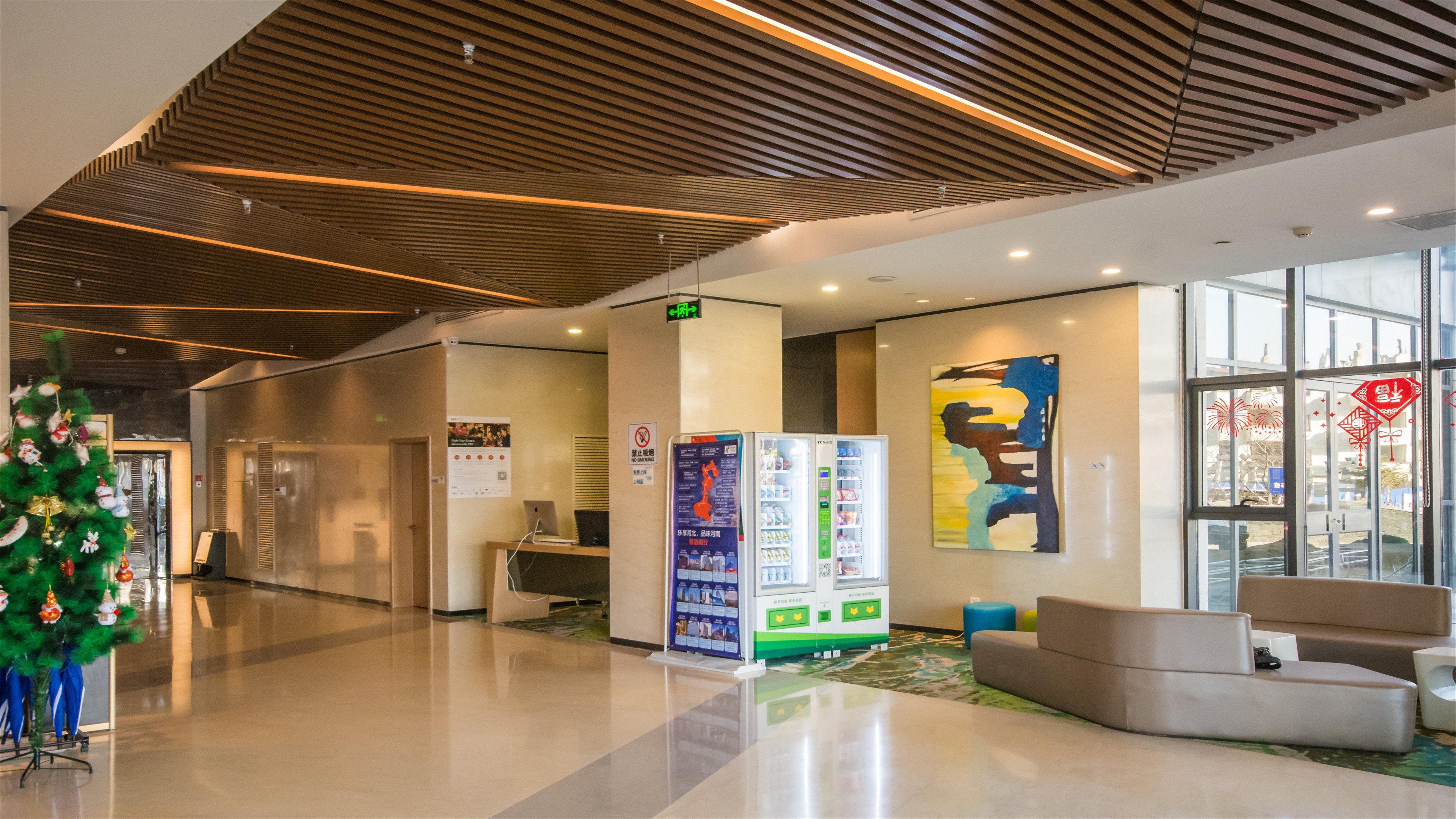 Holiday Inn Express Zhangjiakou Park View Bagian luar foto