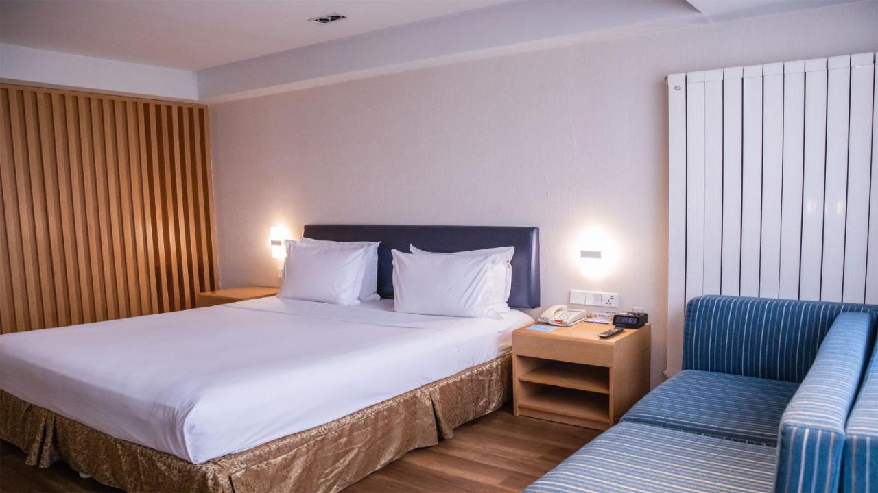 Holiday Inn Express Zhangjiakou Park View Bagian luar foto