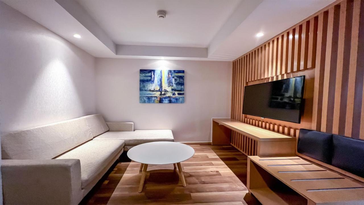 Holiday Inn Express Zhangjiakou Park View Bagian luar foto