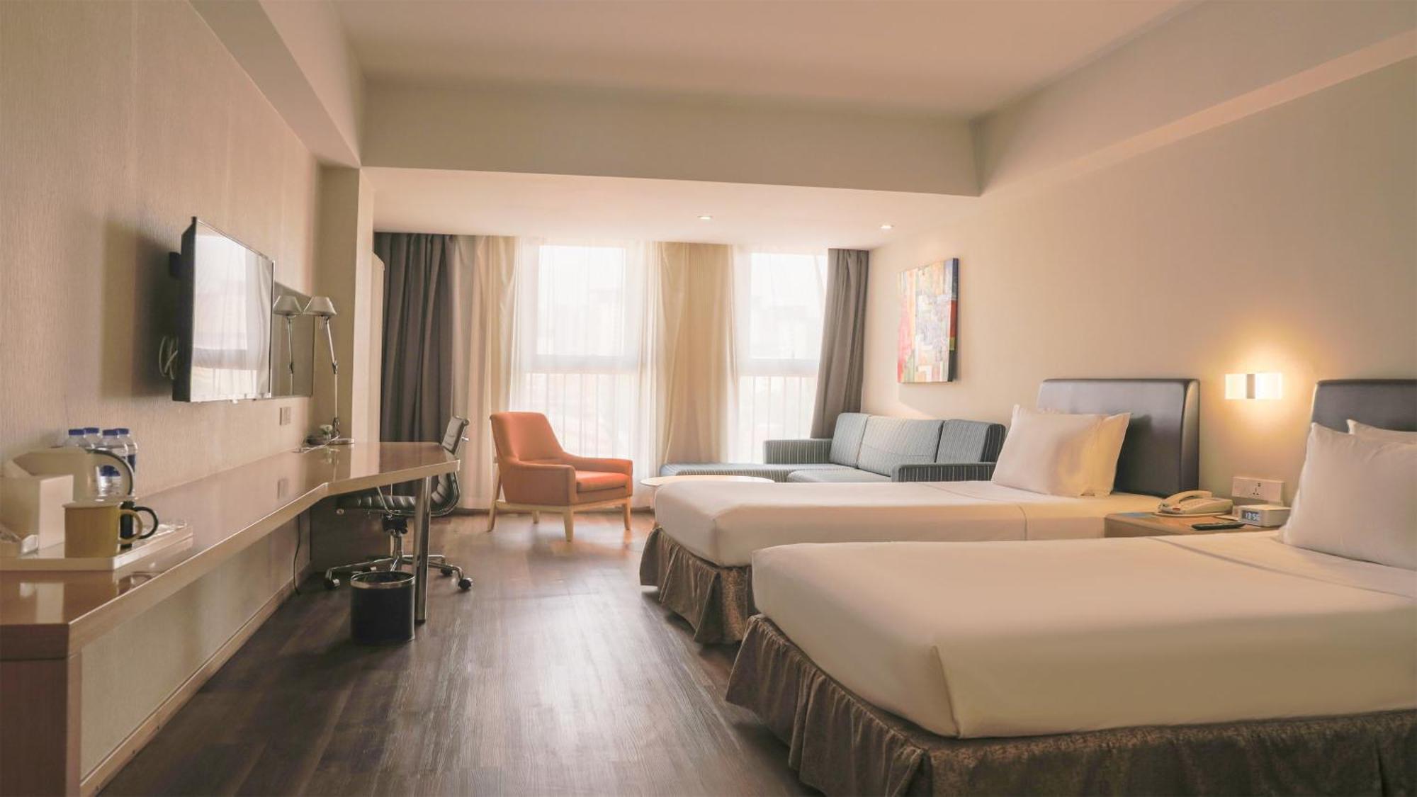 Holiday Inn Express Zhangjiakou Park View Bagian luar foto
