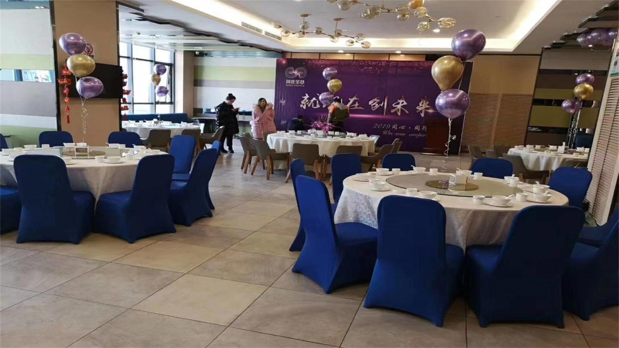 Holiday Inn Express Zhangjiakou Park View Bagian luar foto